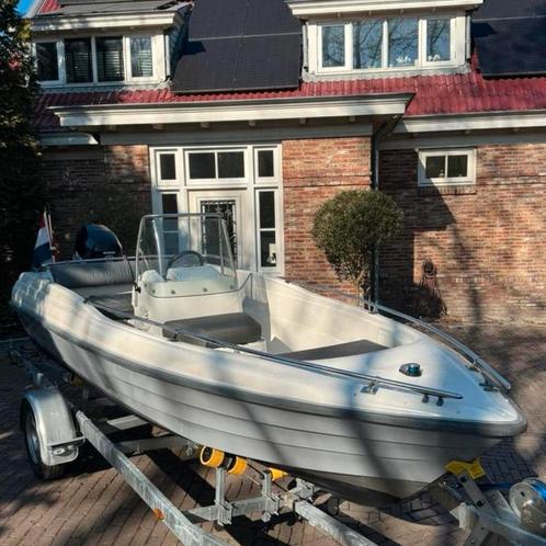 Nette Terhi big fun + 60 pk Suzuki powertrim audio kussens, Watersport en Boten, Vis- en Consoleboten, 3 tot 6 meter, Benzine