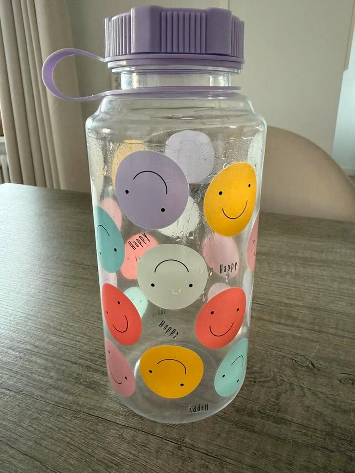 Waterfles paars met gekleurde smileys, Sport en Fitness, Bidons, Zo goed als nieuw, Ophalen of Verzenden