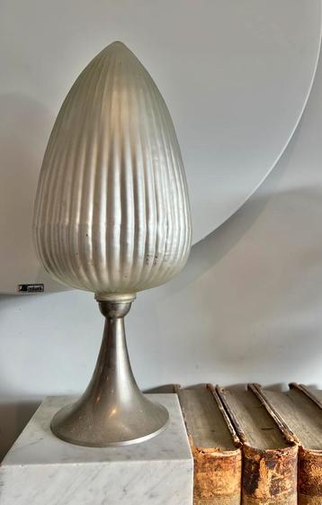 PRACHTIG OUD DECORATIEF ITEM ( TAFELSTUK) VAN GLAS beschikbaar voor biedingen