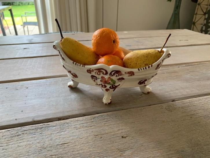 Antiek romantisch schaaltje porselein. Keramiek rococo stijl, Antiek en Kunst, Antiek | Porselein, Ophalen