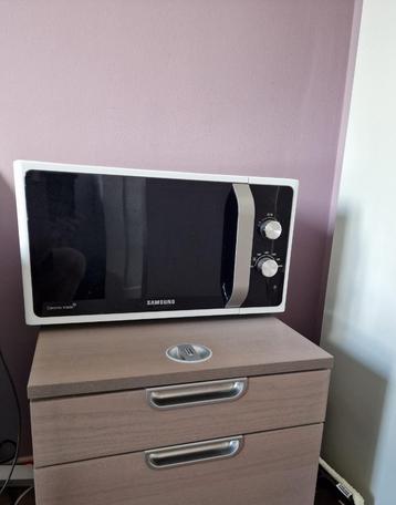 Magnetron Samsung beschikbaar voor biedingen