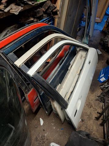 porsche 924 944 onderdelen  beschikbaar voor biedingen