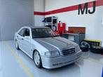 Mercedes Benz C36 AMG (W202) 1:18 UT Models Zilver MJ, Ophalen of Verzenden, Zo goed als nieuw, Auto, UT Models