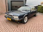 Daimler 1987 Blauw | ZEER NETTE AUTO | BOEKJES AANWEZIG, Auto's, Overige Auto's, Automaat, Achterwielaandrijving, Lederen bekleding