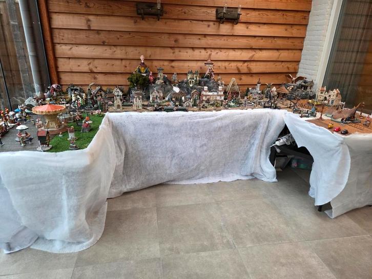 Zeer compleet kerstdorp te koop, Diversen, Kerst, Ophalen