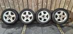 Set winterbanden met originele Volvo velgen 205/55 R16 ET40, Gebruikt, 16 inch, Banden en Velgen, Personenwagen