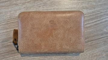 Fred de la Bretoniere, portemonnee  beschikbaar voor biedingen