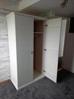 Te koop: stevige Woood kledingkast – veel hangruimte, Huis en Inrichting, Ophalen, 100 tot 150 cm, Met hangruimte, Zo goed als nieuw