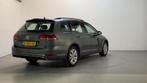 Volkswagen Golf Variant 1.0 TSI 116pk Comfortline Navigatie, Stof, Gebruikt, 1200 kg, Met garantie (alle)
