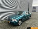 Mercedes C-klasse 180 Elegance Airco NAP Nieuwe APK, Euro 2, Achterwielaandrijving, Gebruikt, 1799 cc