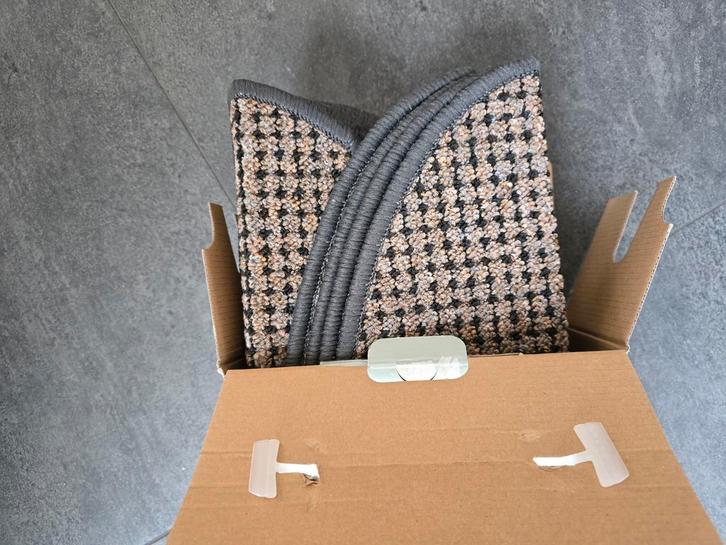 Trapmat (zie fotos voor type), Huis en Inrichting, Overige Huis en Inrichting, Nieuw, Ophalen of Verzenden