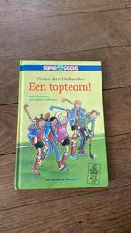 Te koop: 2 boeken over hockey, Boeken, Kinderboeken | Jeugd | onder 10 jaar, Ophalen of Verzenden, Zo goed als nieuw, Vivian den Hollander