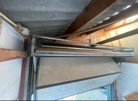 Elektrische Garagedeur, Doe-het-zelf en Verbouw, Deuren en Horren, Zo goed als nieuw, Garagedeur, 215 cm of meer, 120 cm of meer