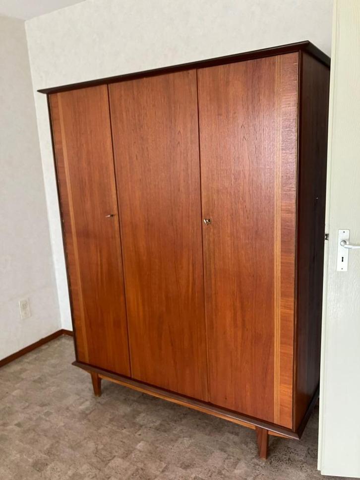 Vintage houten kledingkast, Huis en Inrichting, Kasten | Kledingkasten, Gebruikt, 150 tot 200 cm, 100 tot 150 cm, 50 tot 75 cm