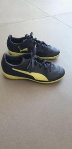Puma zaal(voetbal) schoenen - maat 35, Ophalen, Gebruikt, Maat XS of kleiner, Schoenen