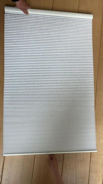 Heel mooie Hoppvals ikea plisségordijn verduisterd 3 maten beschikbaar voor biedingen