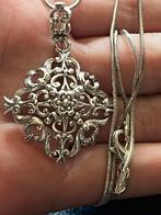 Jaren ‘40 zilveren florale kettinhanger, Verzenden, Zilver