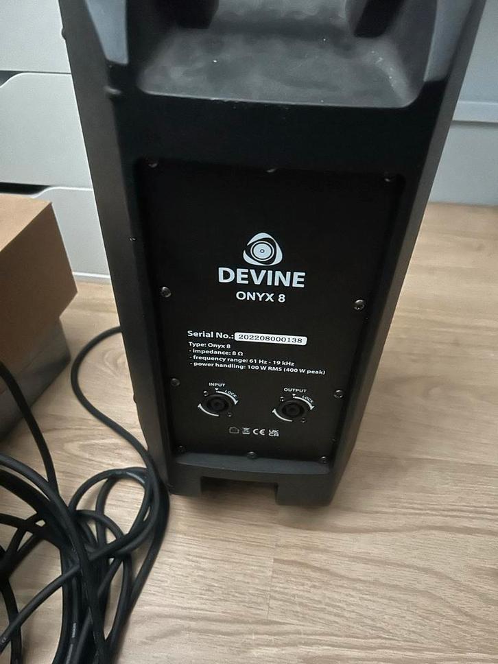 Devine Onyx 8 incl kabels, microfoon en mengpaneel., Audio, Tv en Foto, Luidsprekers, Gebruikt, Front, Rear of Stereo speakers
