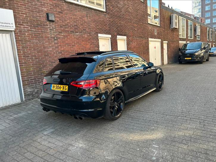 Audi S3 /A3  Sportback Quattro 2.0 Black Edition Panoramadak, Auto's, Audi, Particulier, S3, Benzine, E, Hatchback, Automaat, Geïmporteerd