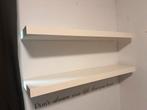 2 Witte Ikea Planken - zwevende wandplank - 110 cm, Huis en Inrichting, Woonaccessoires | Wandplanken en Boekenplanken, Ophalen
