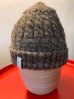 Geen tijd om zelf een heerlijke wollen muts te breien ?, Ophalen of Verzenden, Nieuw, Breien, Wol of Garen