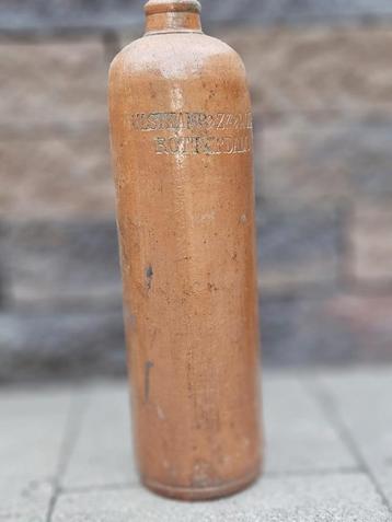 Vintage Ulstramp Rotterdam Stenen Fles beschikbaar voor biedingen