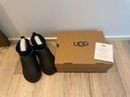 Ugg Laarzen - Maat 39, Ophalen of Verzenden, Zo goed als nieuw, Zwart, Lage of Enkellaarzen