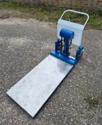te koop verrijdbare heftafel in nette staat, Doe-het-zelf en Verbouw, Werkbanken, Ophalen, Gebruikt, Minder dan 70 cm