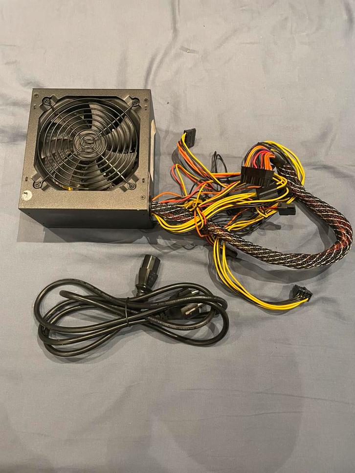 Voeding KL-C400 watt, Computers en Software, Interne voedingen, Zo goed als nieuw, Ophalen of Verzenden