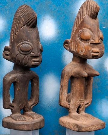 Fetisj Pareja. Afrika. Male & female. 26 & 28 cm. beschikbaar voor biedingen