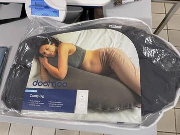 Domoo Comfy big voedingskussen steunkussen met extra hoes beschikbaar voor biedingen