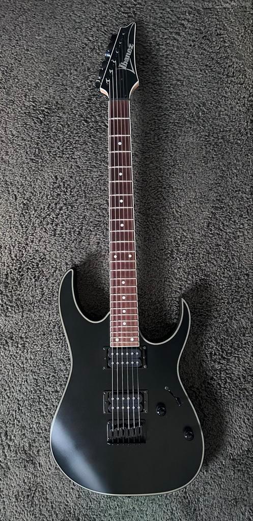 Ibanez RG421 EX-BKF Gitaar, Muziek en Instrumenten, Snaarinstrumenten | Gitaren | Elektrisch, Gebruikt, Solid body, Ibanez, Ophalen