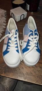 Z.g.a.n sneakers maat 42, Ophalen of Verzenden, Zo goed als nieuw, Sneakers of Gympen
