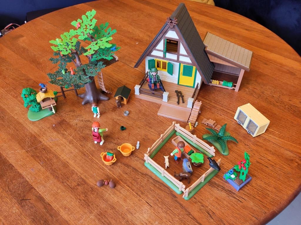 Playmobil Boswachtershuis 4207 + Extra's, Ophalen of Verzenden, Zo goed als nieuw, Complete set