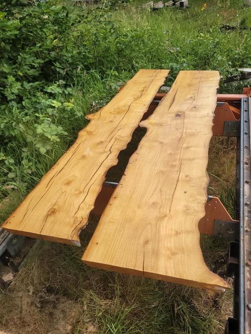 Schaaldeel boomplank sidetable ACACIAHOUT (robinia), Tuin en Terras, Palen, Balken en Planken, Zo goed als nieuw, Planken, 250 cm of meer
