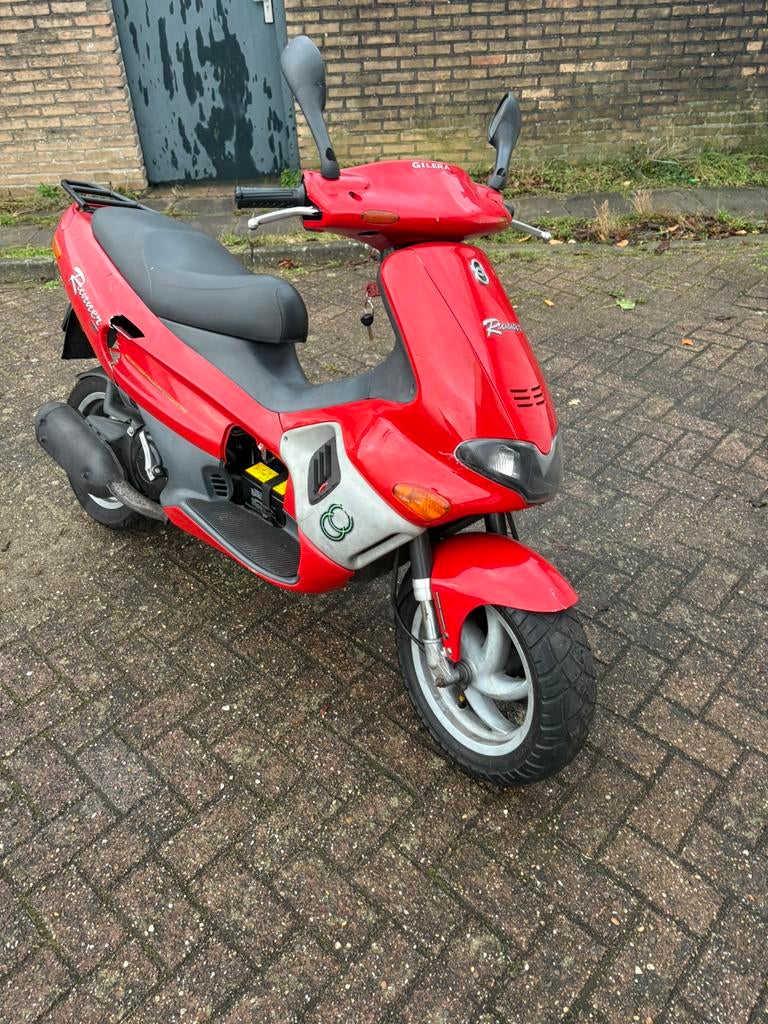 Runner 125cc op brom met wok!!!, Fietsen en Brommers, Scooters | Piaggio, Zo goed als nieuw, Overige modellen, Tweetakt, Ophalen of Verzenden