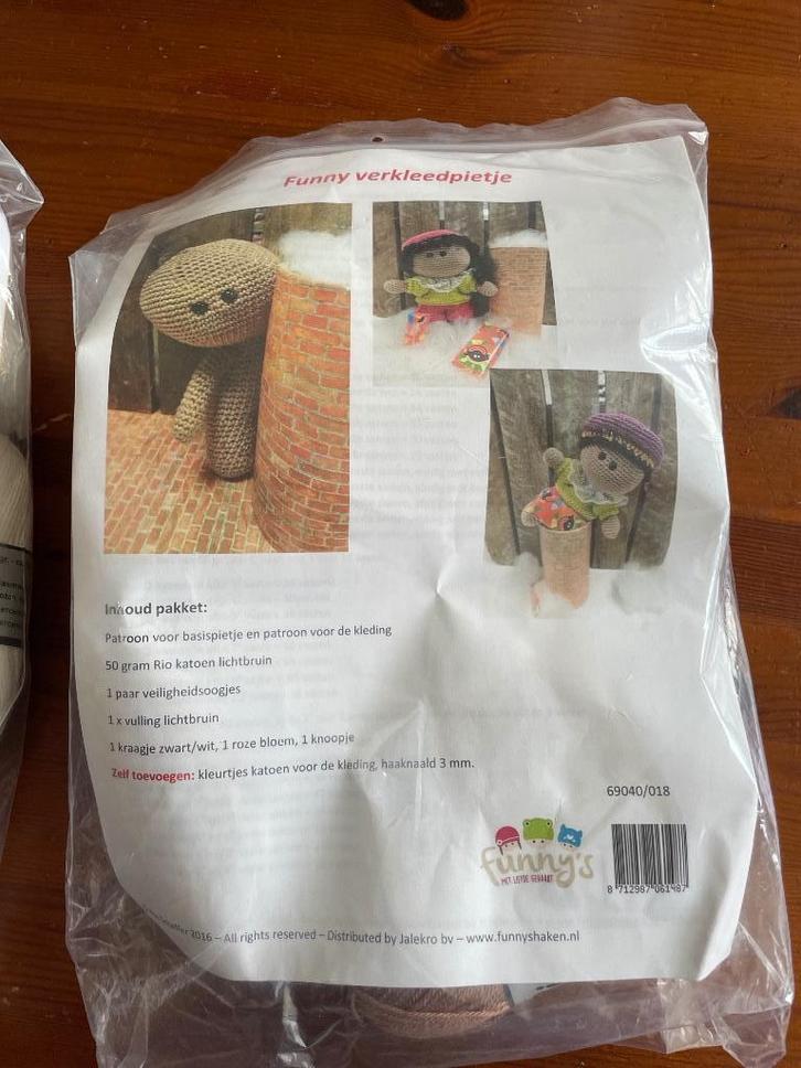 Haakpakket verkleedpietje compleet, Hobby en Vrije tijd, Breien en Haken, Nieuw, Haken, Overige typen, Ophalen of Verzenden