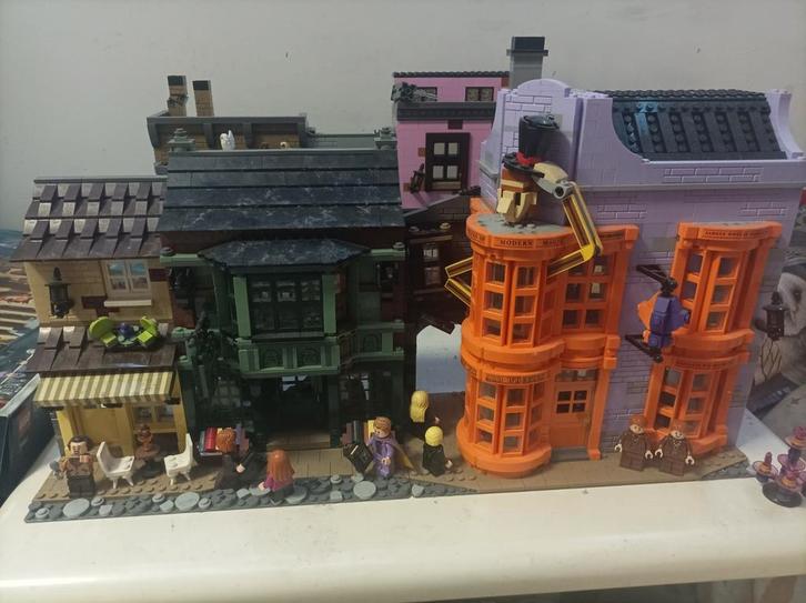 Lego Harry Potter, diagon alley, Kinderen en Baby's, Speelgoed | Duplo en Lego, Zo goed als nieuw, Ophalen of Verzenden