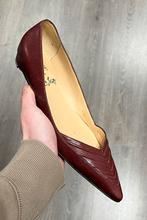 Christian Louboutin elegante hakken wijnrood - Maat 36.5, Schoenen met lage hakken, Ophalen of Verzenden, Christian Louboutin