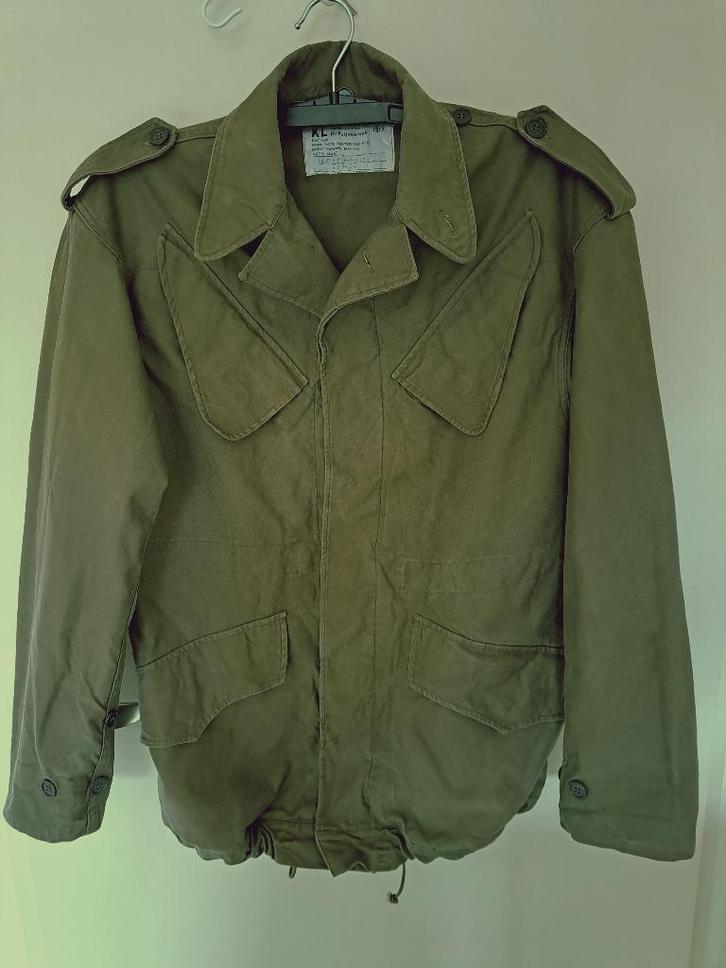 Legerjas NL effen groen, 1977, merk Van Puijenbroek, Verzamelen, Militaria | Algemeen, Landmacht, Kleding of Schoenen, Nederland