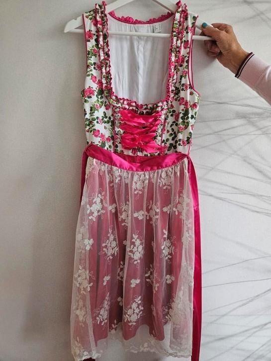 Originele Dirndl roze met bloemen maat 36, Kleding | Dames, Carnavalskleding en Feestkleding, Zo goed als nieuw, Carnaval, Maat 36 (S)