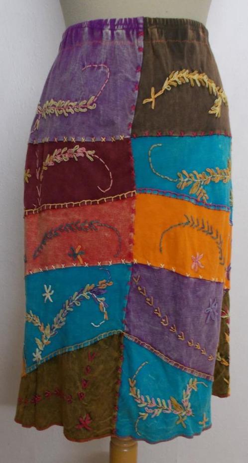 Ethnic/patchwork vrolijke kleuren rok! L, Kleding | Dames, Rokken, Zo goed als nieuw, Maat 42/44 (L), Blauw, Knielengte, Verzenden