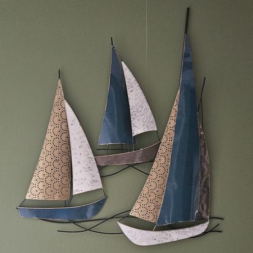 Metalen wanddecoratie – Zeilboten – 84,5x74,5cm, Huis en Inrichting, Woonaccessoires | Wanddecoraties, Zo goed als nieuw, Ophalen