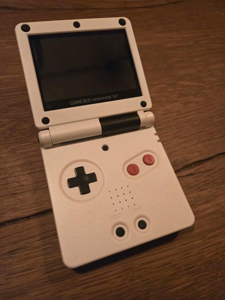Custom Gameboy Advance SP - Uniek!, Spelcomputers en Games, Spelcomputers | Nintendo Game Boy, Gebruikt, Game Boy Advance SP, Ophalen of Verzenden