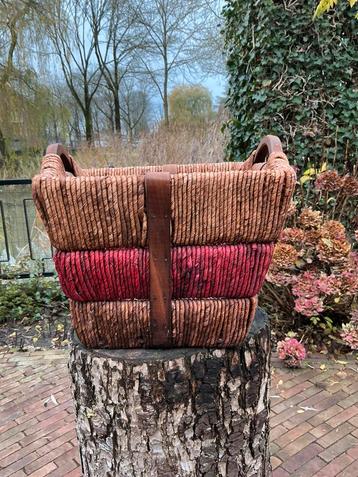 Vintage grote rieten mand ❤️ houten handvaten beschikbaar voor biedingen