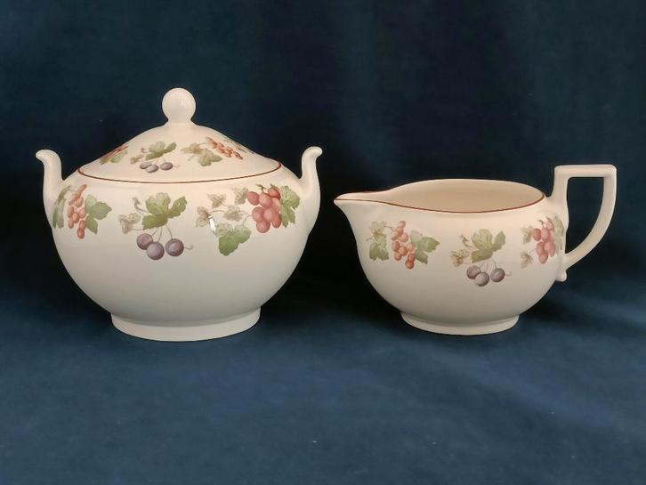 Wedgwood Provence - roomstel, Huis en Inrichting, Keuken | Servies, Zo goed als nieuw, Overige typen, Wedgwood, Porselein, Ophalen of Verzenden