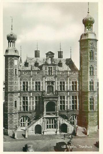 (388-478-011) Venlo Stadhuis beschikbaar voor biedingen