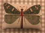 Sissy Boy kussen groen met dragonfly libelle, Huis en Inrichting, Woonaccessoires | Kussens, Ophalen of Verzenden, Zo goed als nieuw
