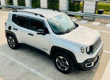Jeep Renegade 1.6 E-Torq Sport | 120 PK | Carplay | 58633 km beschikbaar voor biedingen