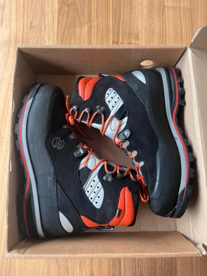Hanwag Friction GTX – maat 10,5 (45) – nieuw in doos, Sport en Fitness, Bergsport en Wandelen, Zo goed als nieuw, Schoenen, Ophalen of Verzenden